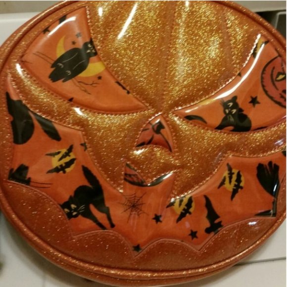 ISO these Love Pain and Stitches Purse Designs - Picture 2 of 3